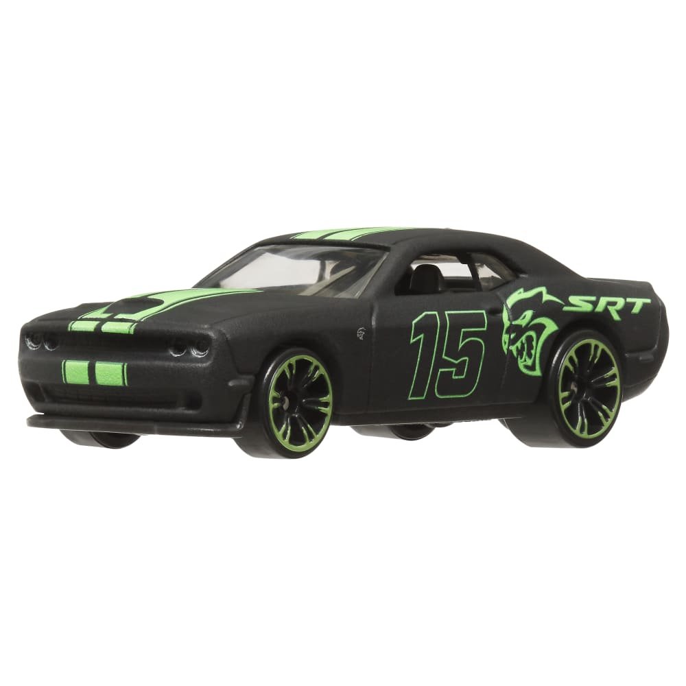 2024 15 Dodge Challenger SRT Hellcat Black: Image 2