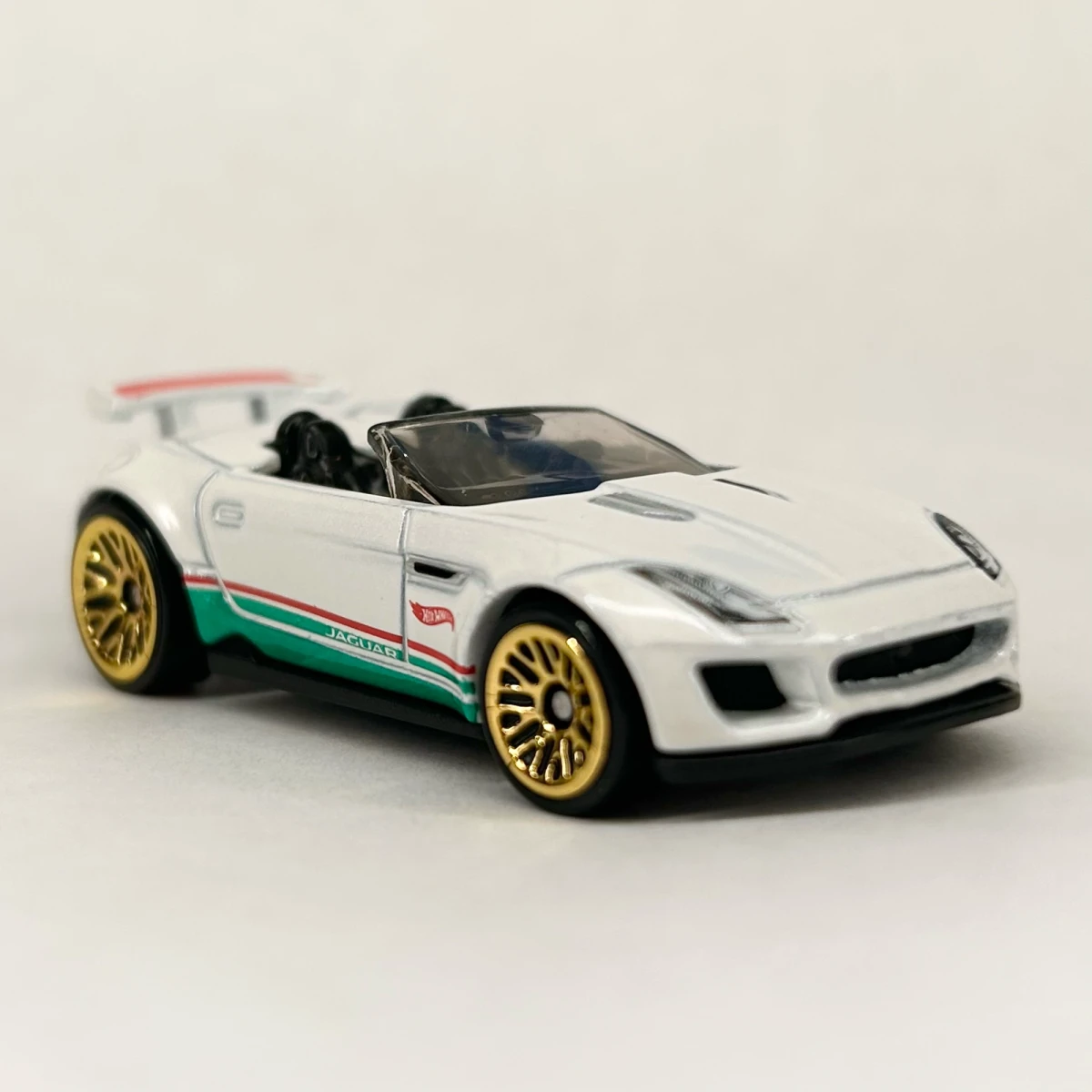 2024 15 Jaguar F-Type Project 7 White: No Package: Image 3