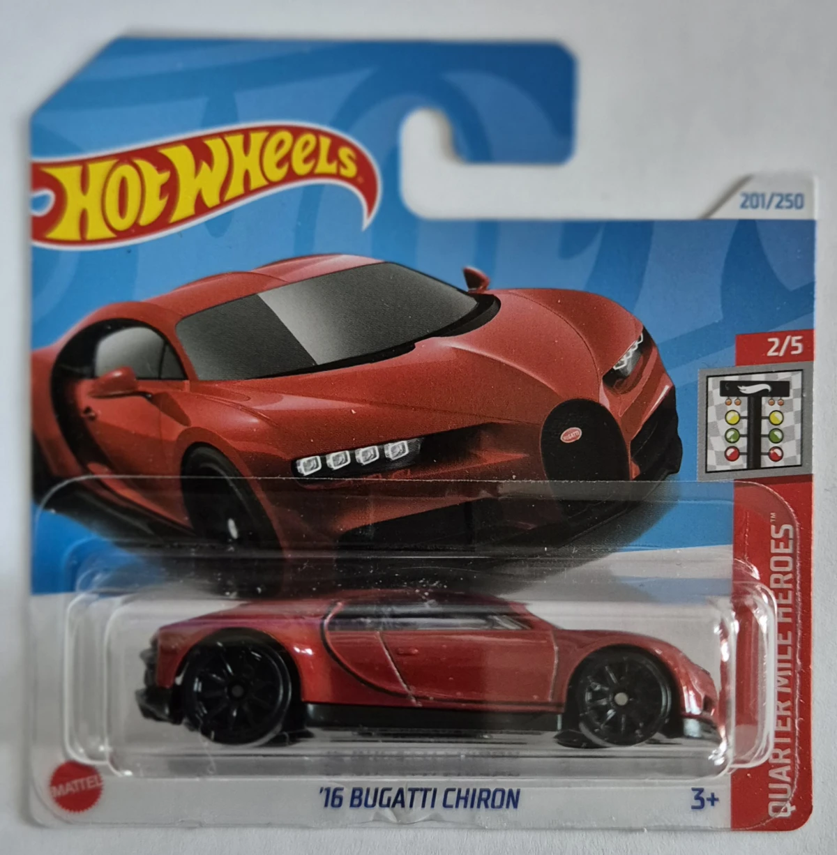 2024 16 Bugatti Chiron Red: Short: Image 2
