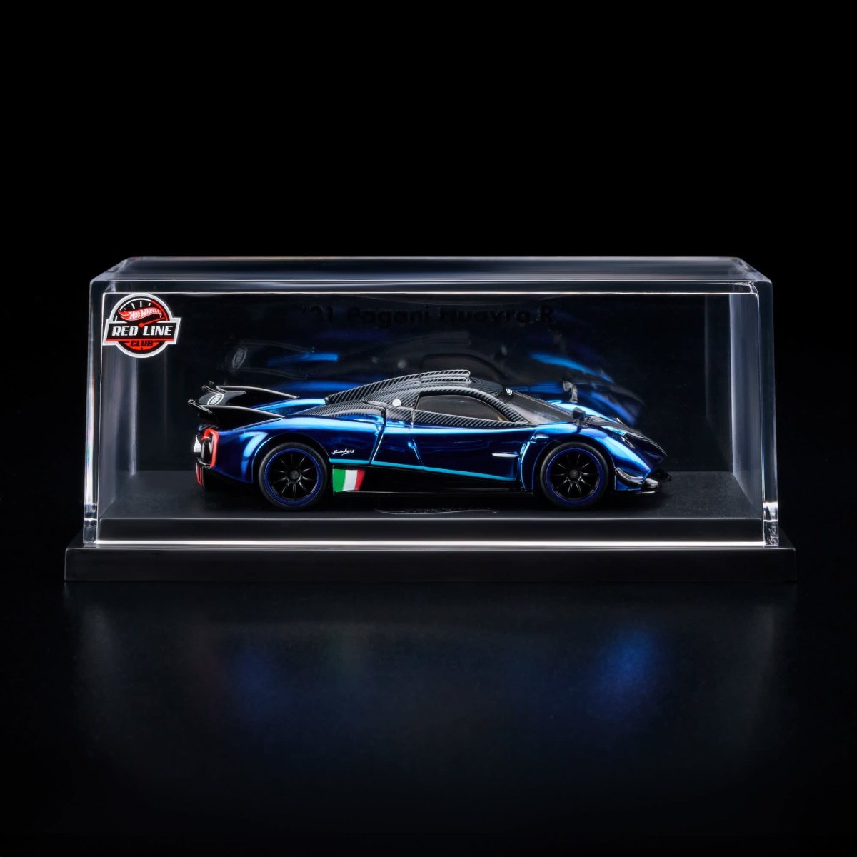2024 21 Pagani Huayra R Blue: Image 13