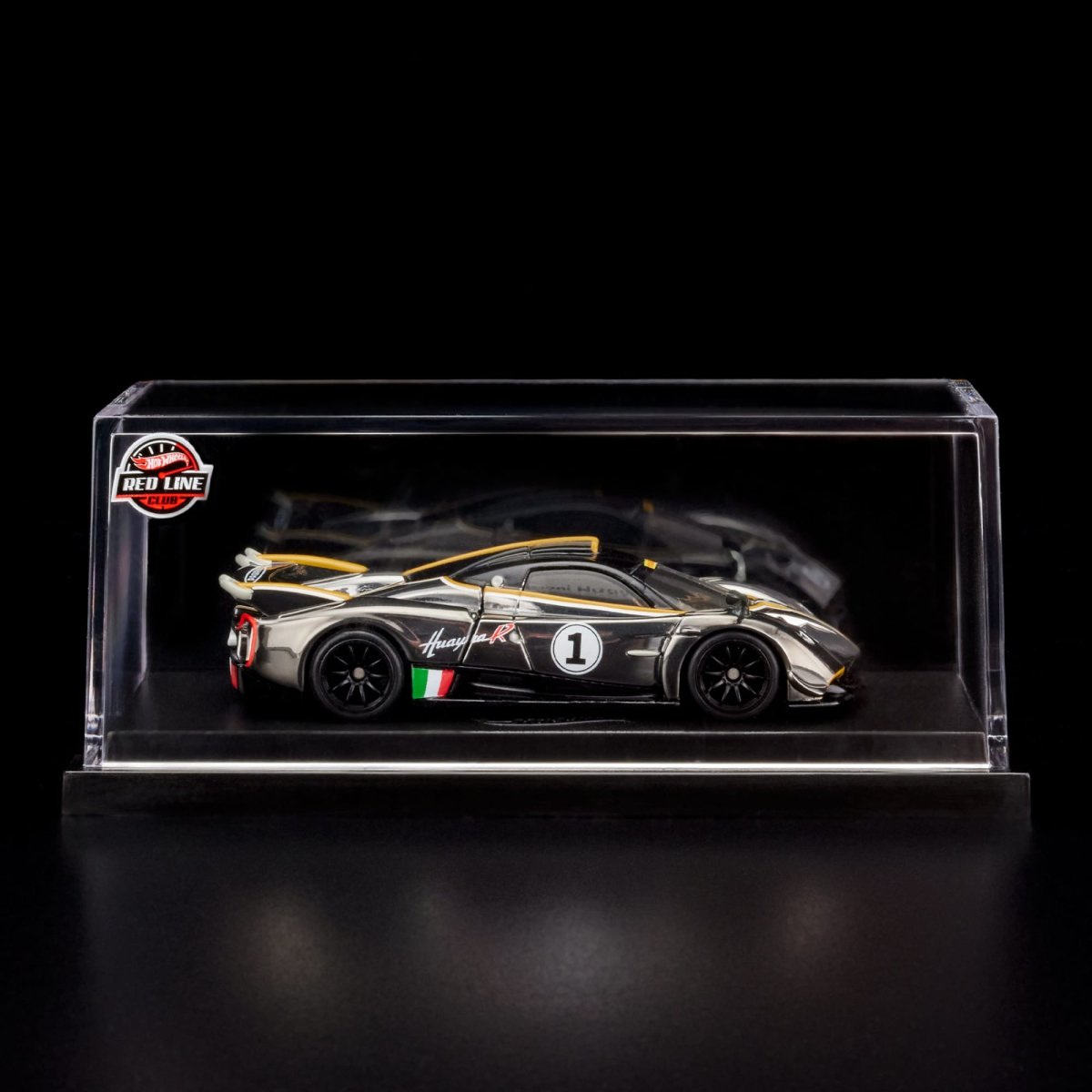 2024 21 Pagani Huayra R Grey: Image 2