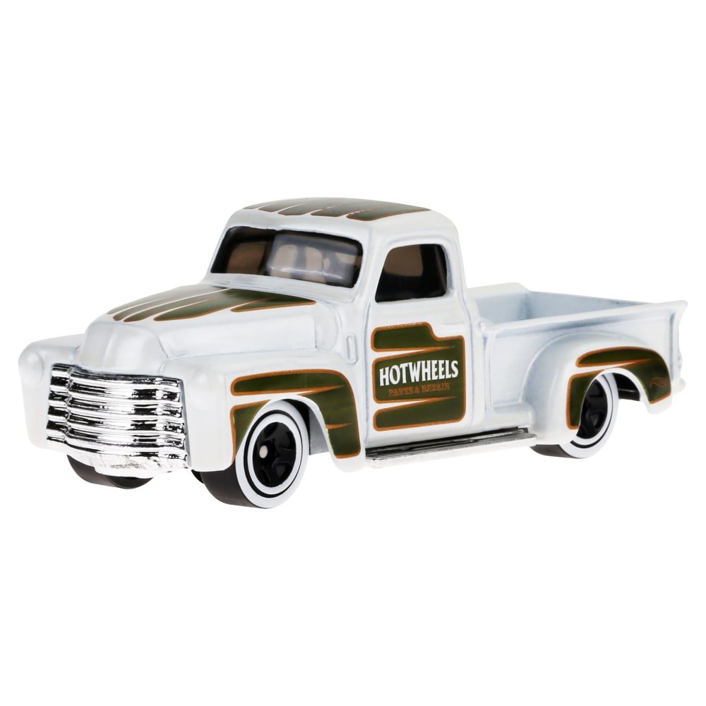 2024 52 Chevy White: Image 7
