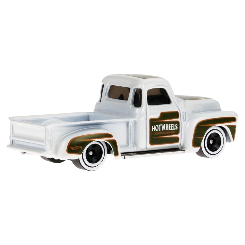 2024 52 Chevy White: Image 6