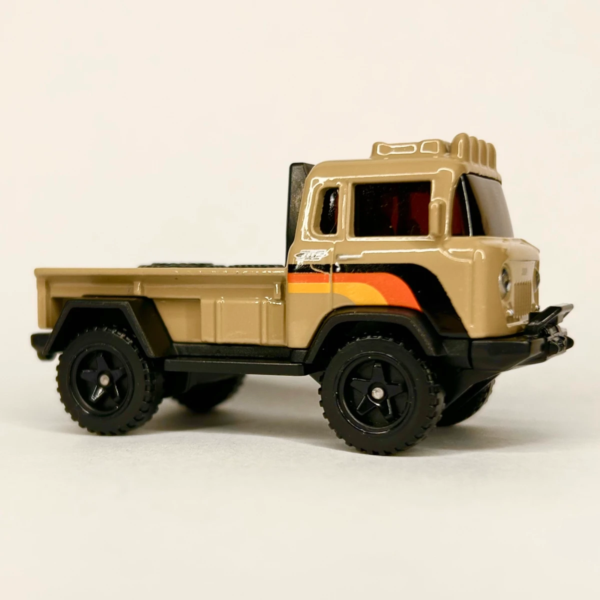 2024 57 Jeep FC Beige: No Package: Image 5