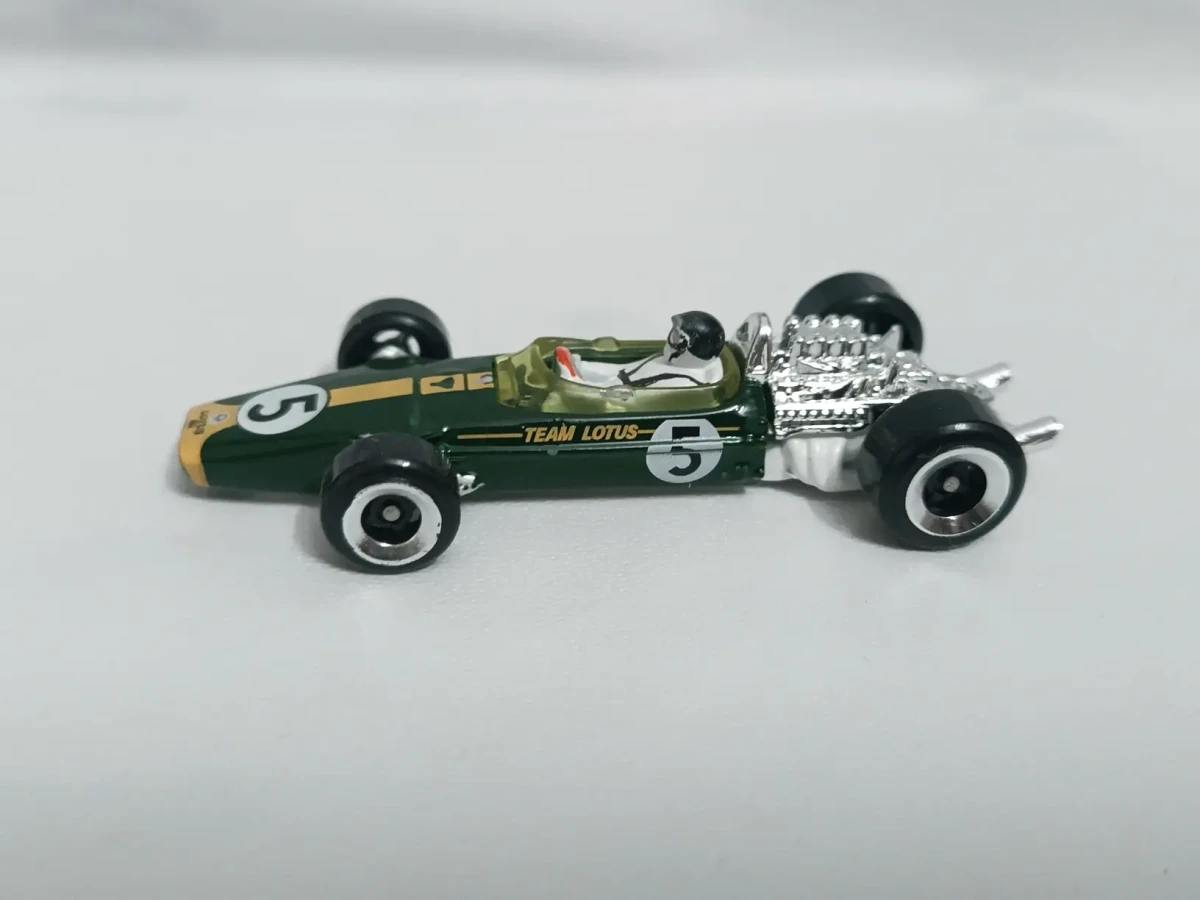 2024 67 Lotus Type 49 Green: Long (INT): Image 3
