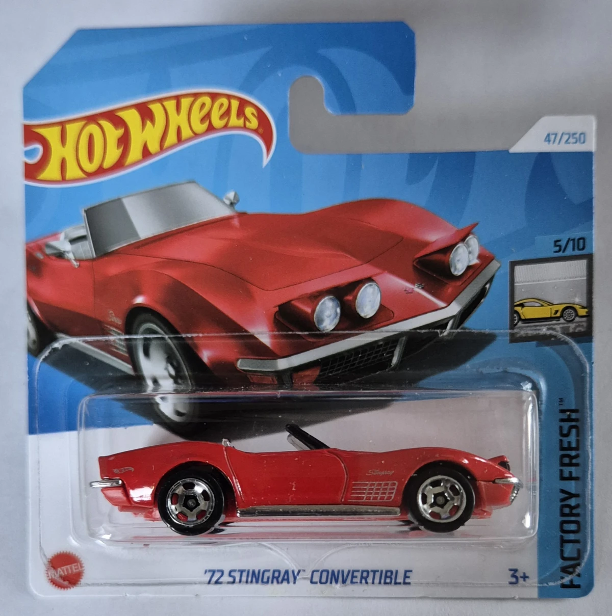 2024 72 Stingray Convertible Red: Short: Image 4