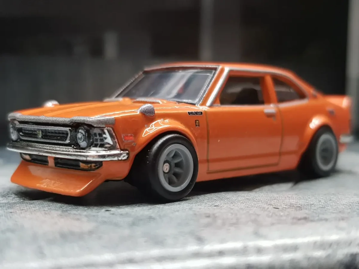 2024 72 Toyota Corolla Levin Orange: No Package: Image 2
