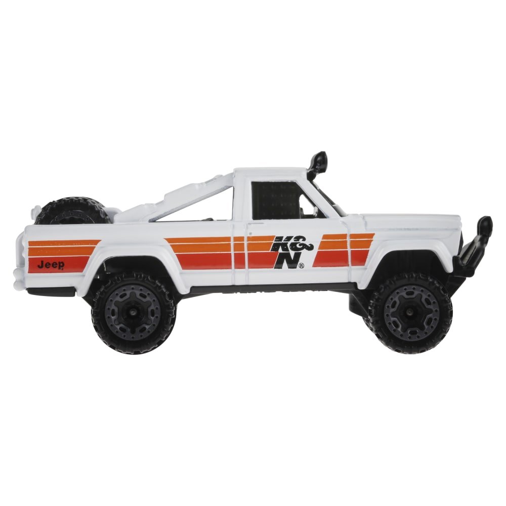 2024 73 Jeep J10 White: Image 4