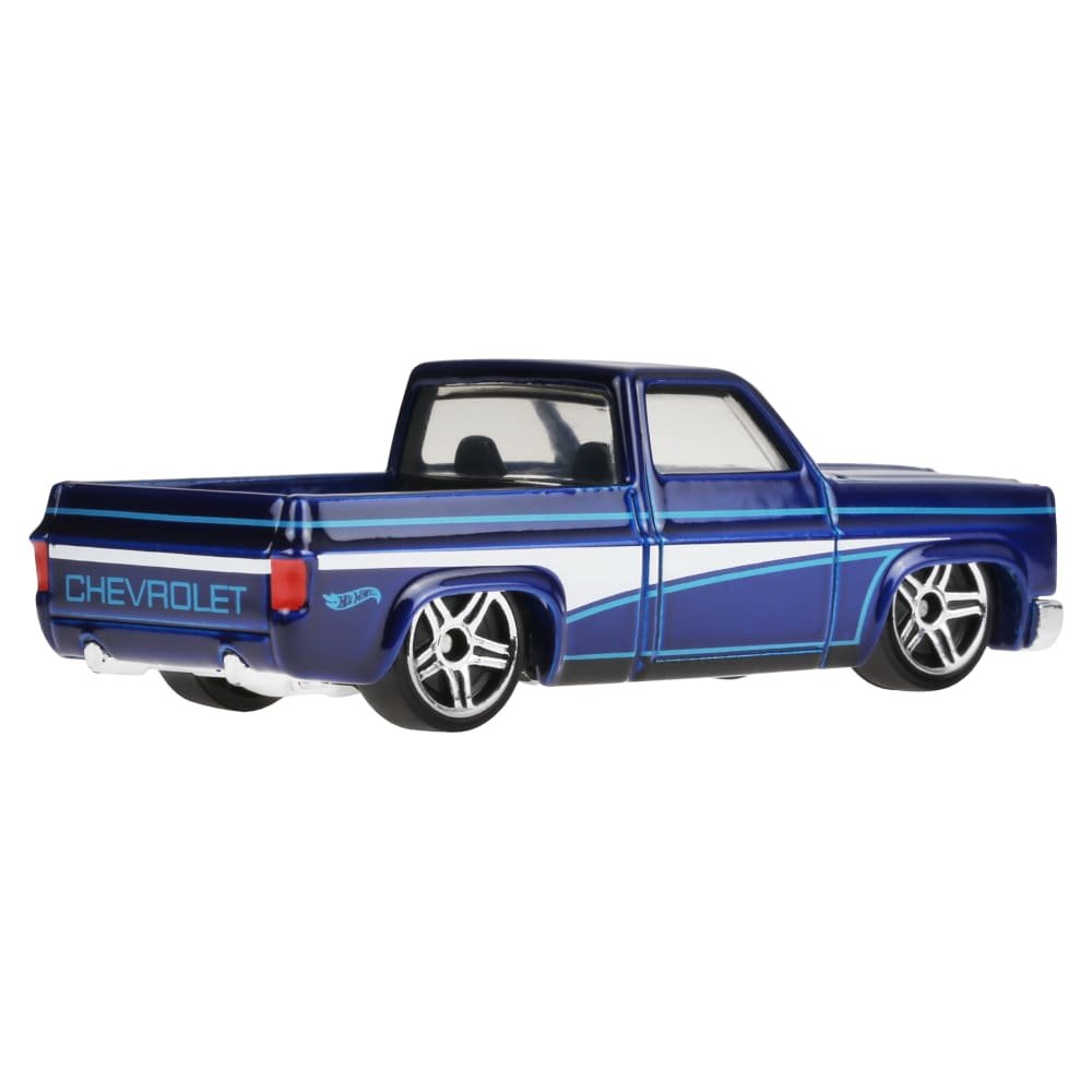 2024 83 Chevy Silverado Blue: Image 7