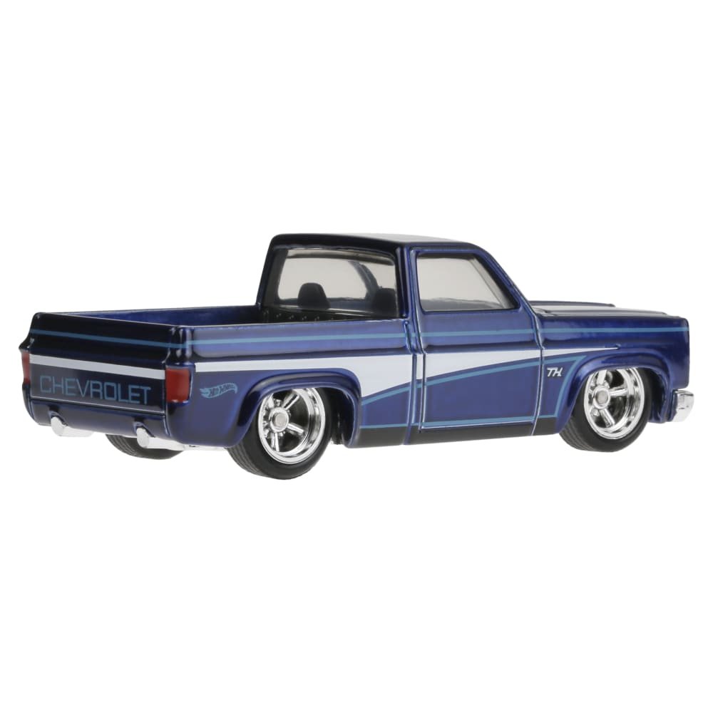 2024 83 Chevy Silverado Blue: Image 4