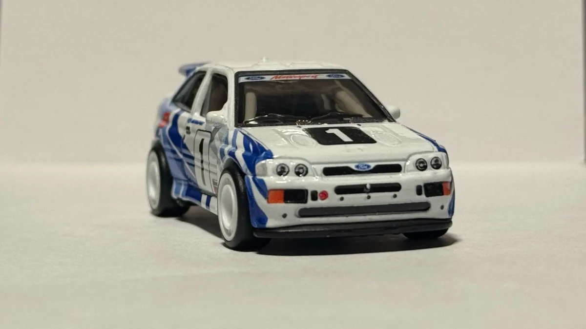 2024 87 Ford Sierra Cosworth & '93 Ford Escort RS Cosworth White: No Package: Image 2