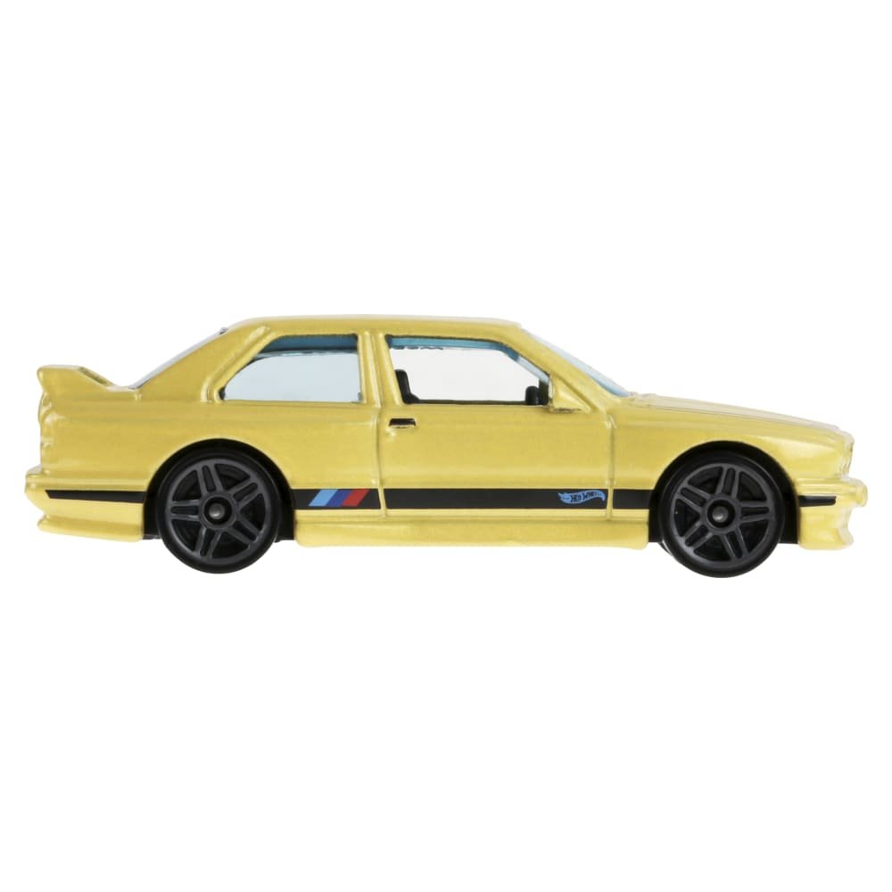 2024 92 BMW M3 Yellow: Image 6