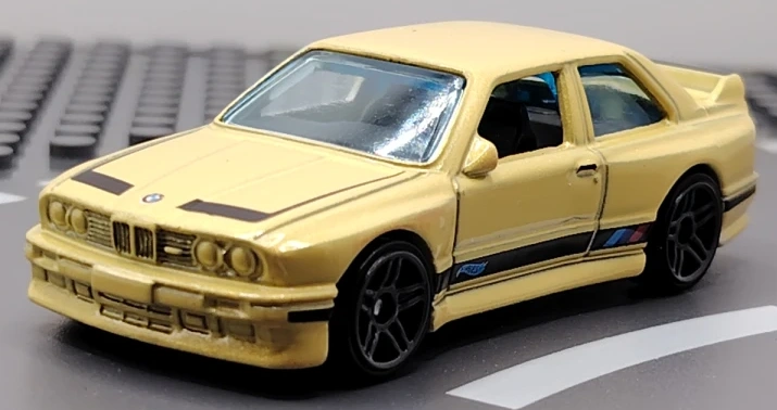 2024 92 BMW M3 Yellow: No Package: Image 4