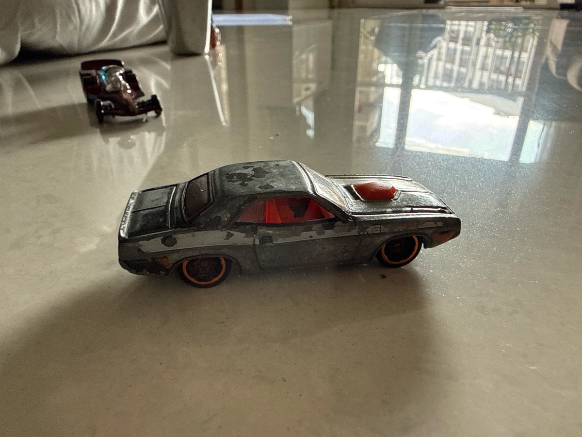2024 1970 Dodge Hemi Challenger Grey: No Package: Image 2