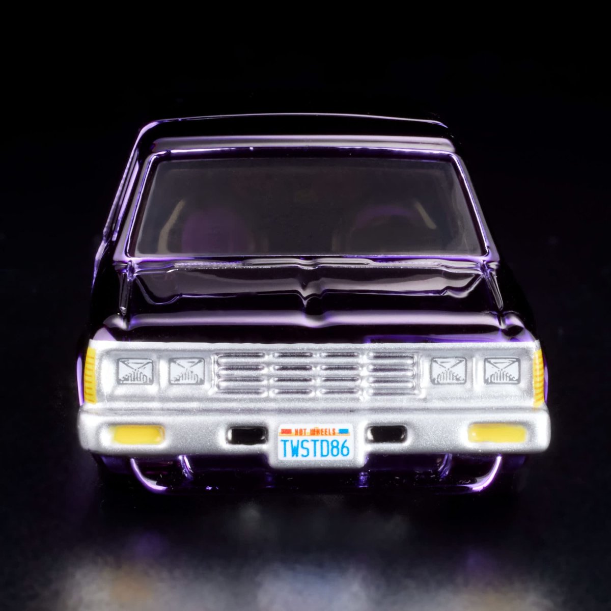 2024 1986 Nissan 720 King Cab Purple: Image 12
