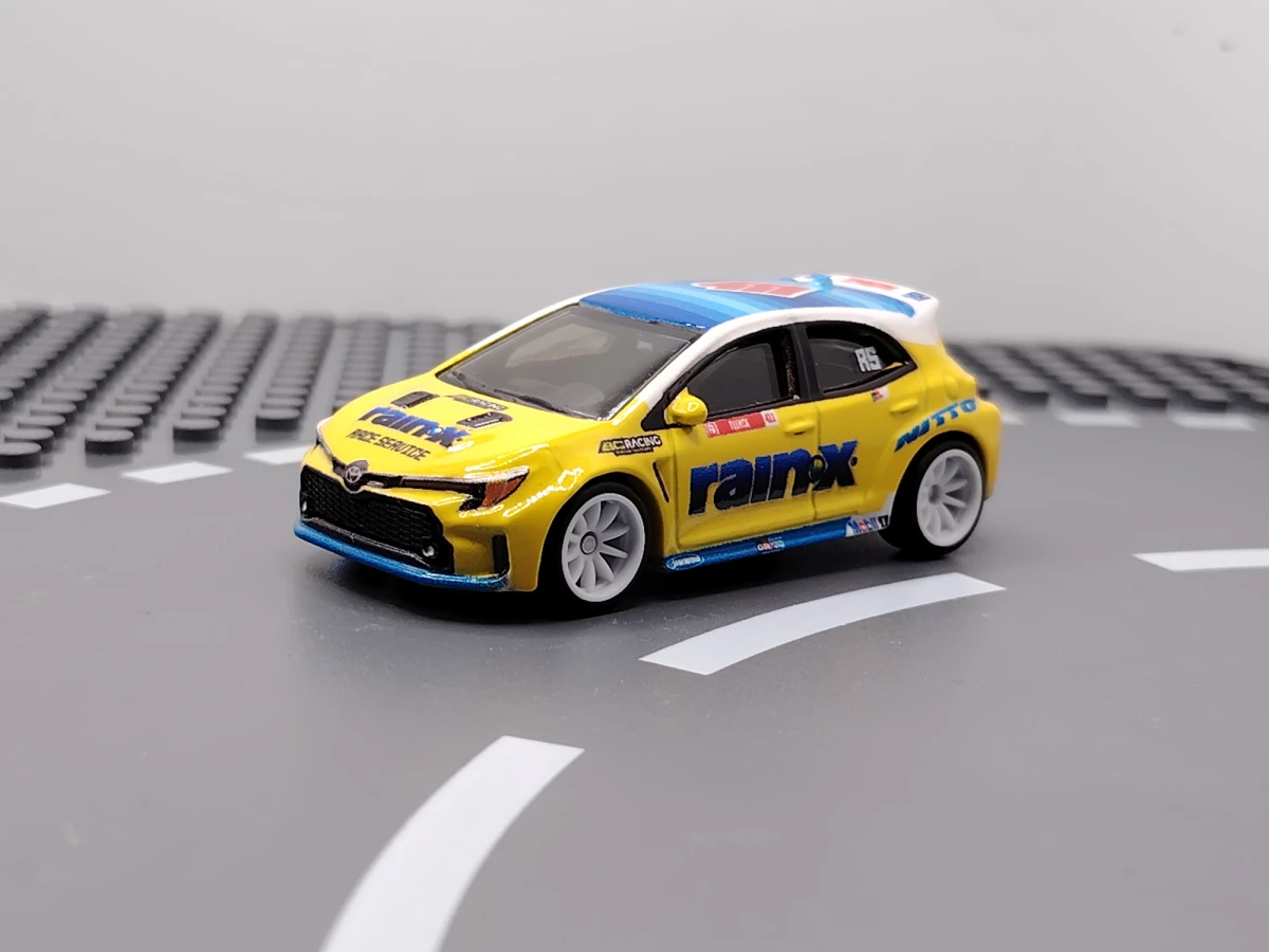 2024 2023 Toyota GR Corolla Yellow: No Package: Image 2