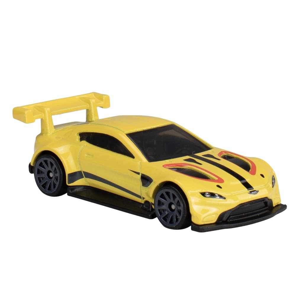 2024 Aston Martin Vantage GTE Yellow: Image 4