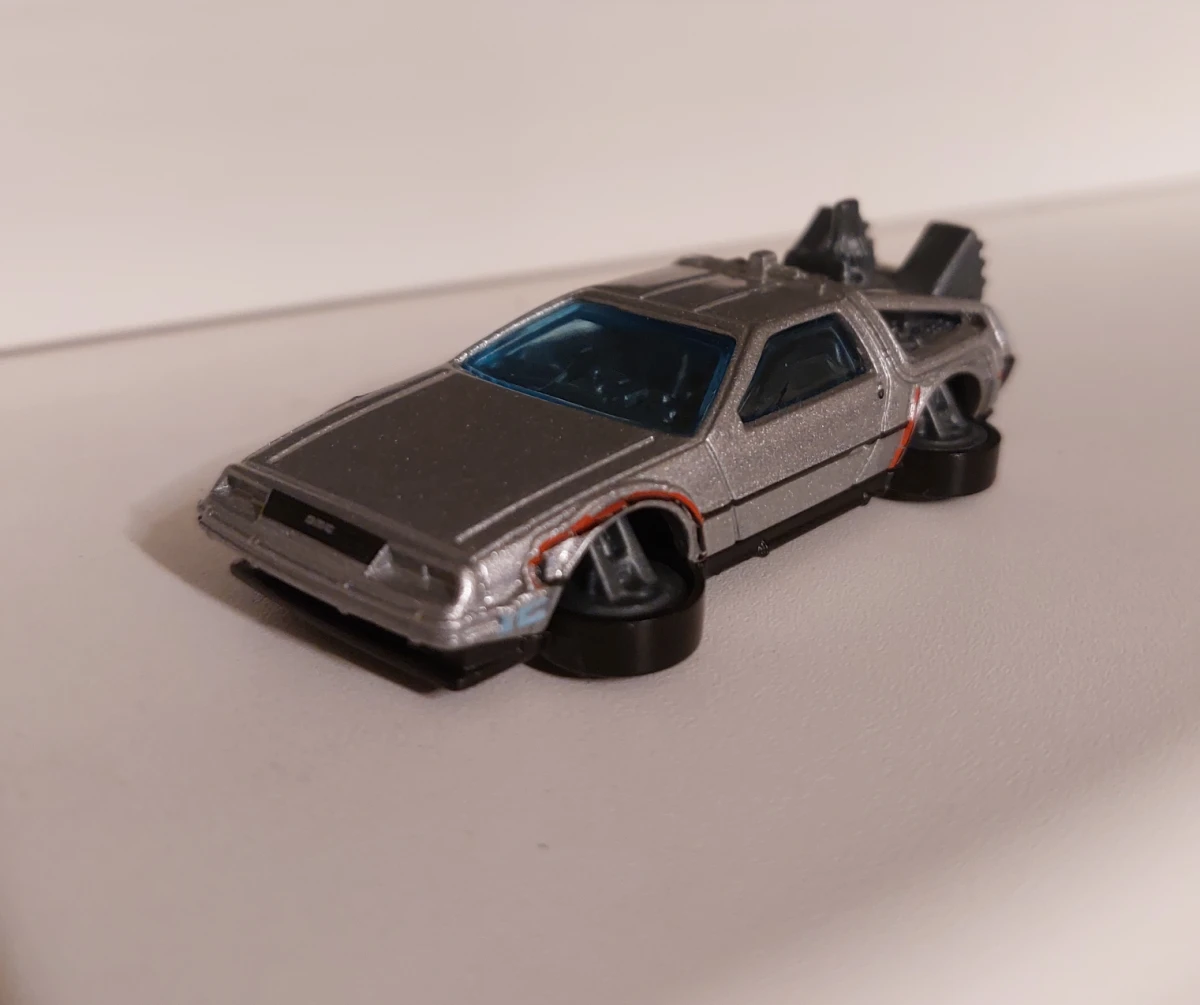 2024 Back To The Future Time Machine - Hover Mode Silver: No Package: Image 3