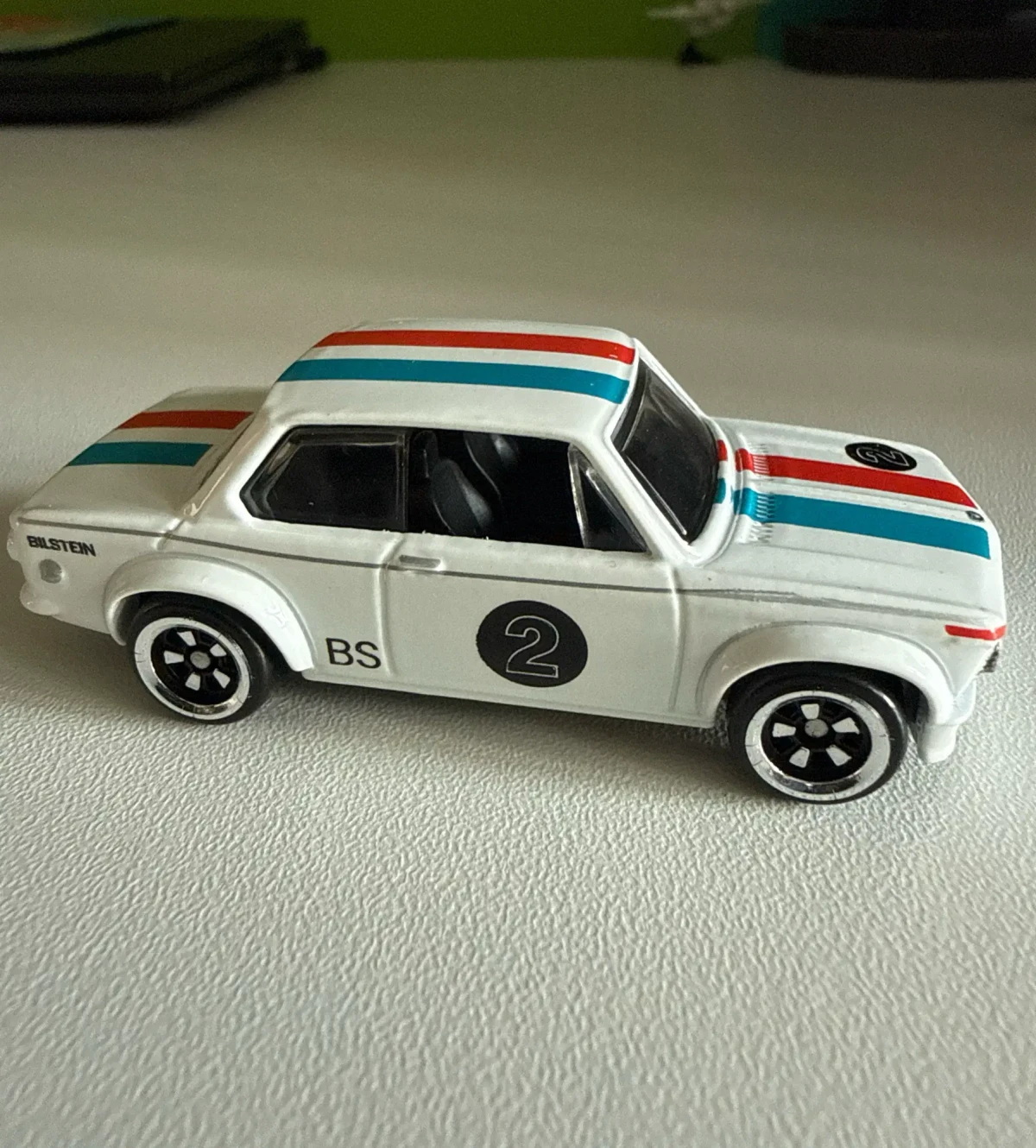 2024 BMW 2002 White: No Package: Image 2
