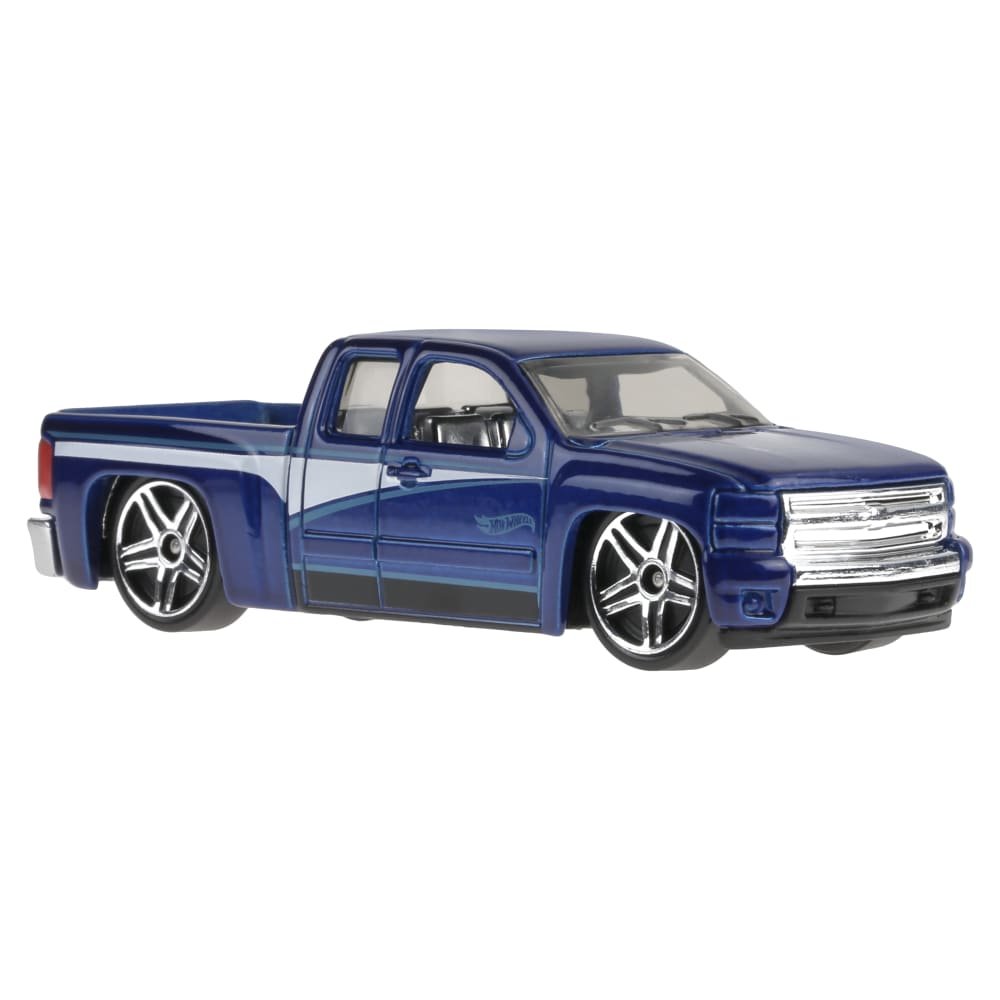 2024 Chevy Silverado Blue: Image 6