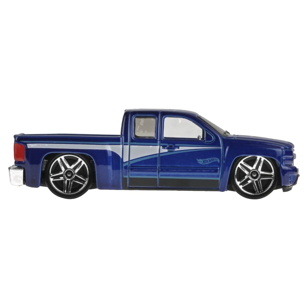 2024 Chevy Silverado Blue: Image 5