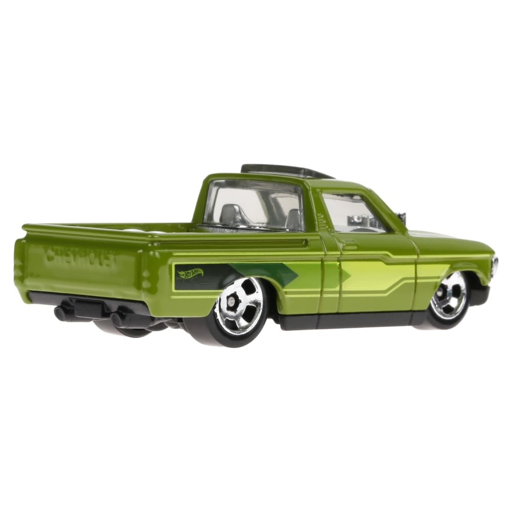 2024 Custom '72 Chevy LUV Green: Image 3