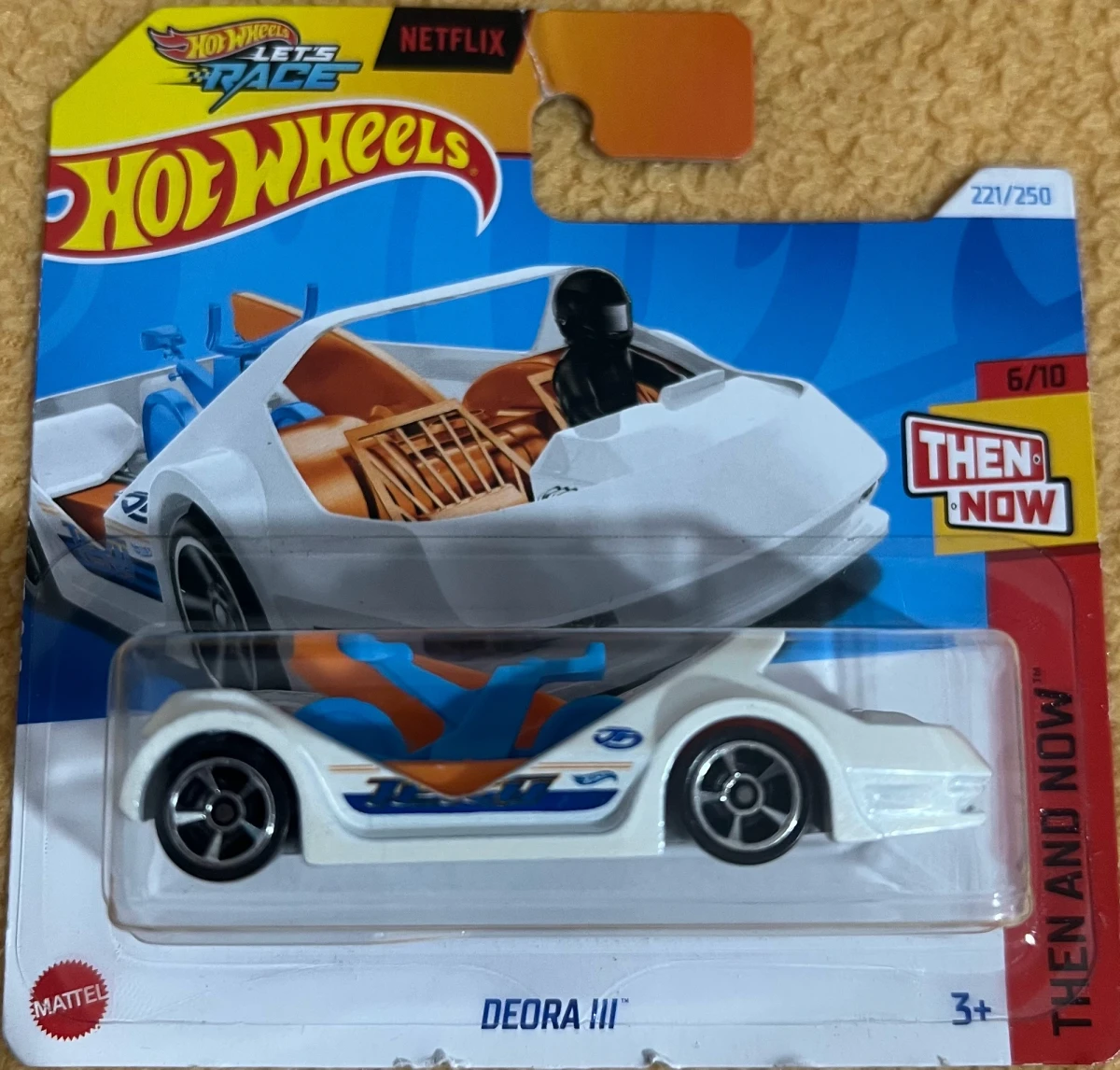 2024 Deora III White: Short: Image 2