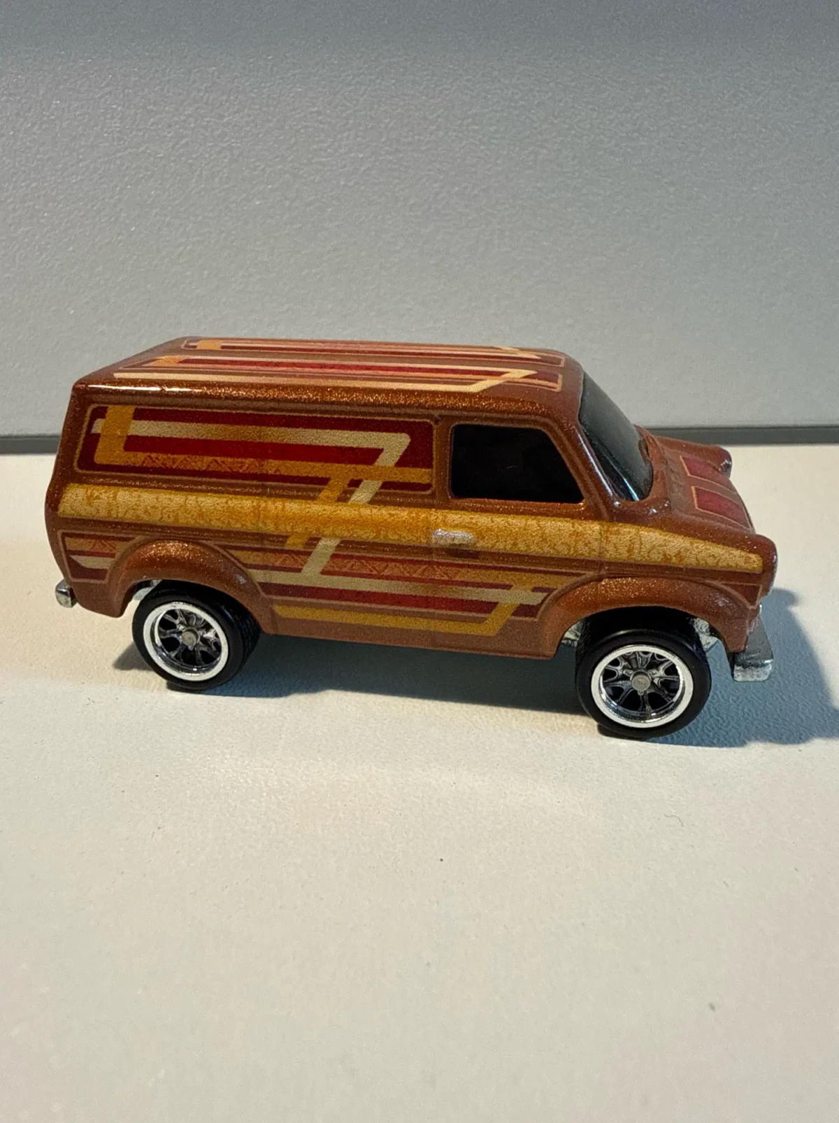 2024 Ford Transit Supervan Orange: No Package: Image 2