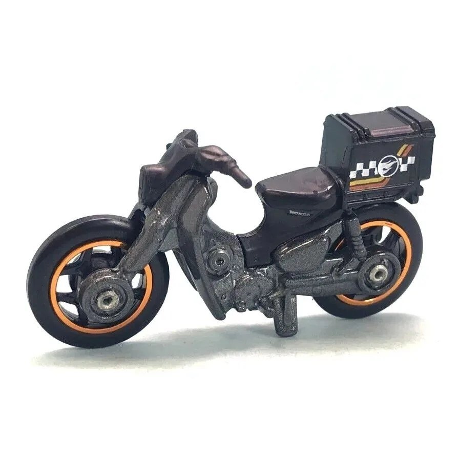 2024 Honda Super Cub Custom Grey: Image 5