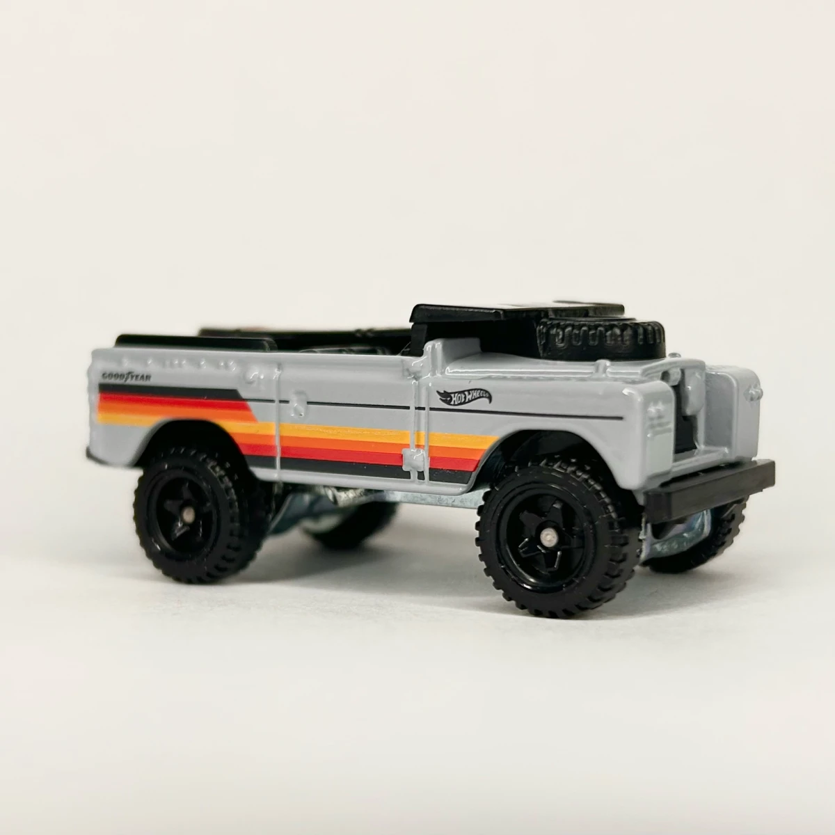 2024 Land Rover Series II Grey: No Package: Image 5