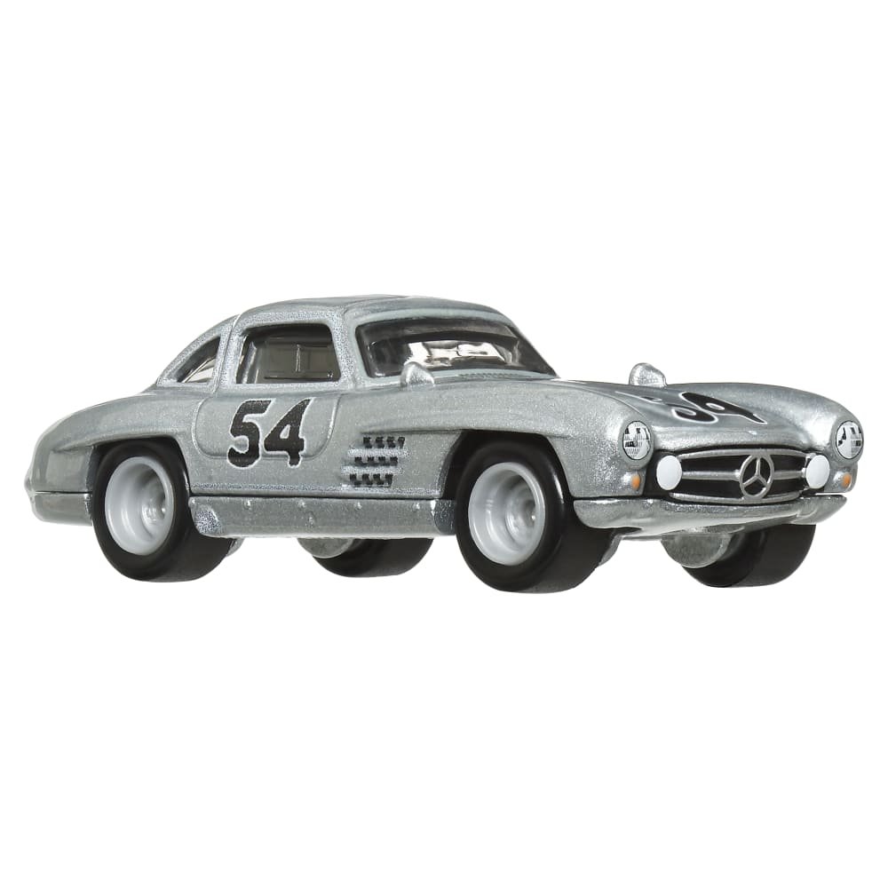 2024 Mercedes-Benz 300 SL & '55 Mercedes-Benz Blaues Wunder Silver: Image 4