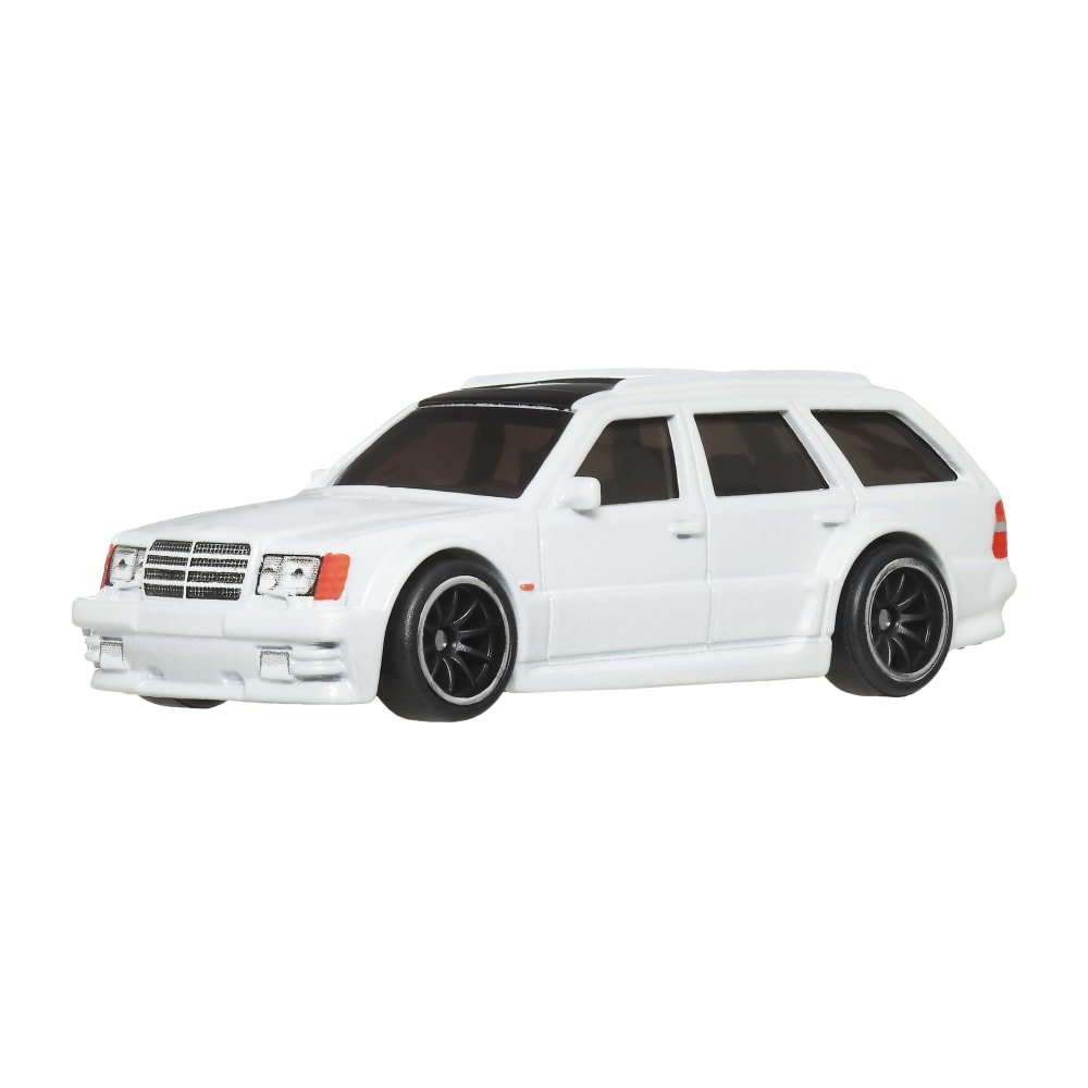 2024 Mercedes-Benz E 36 AMG White: Image 2