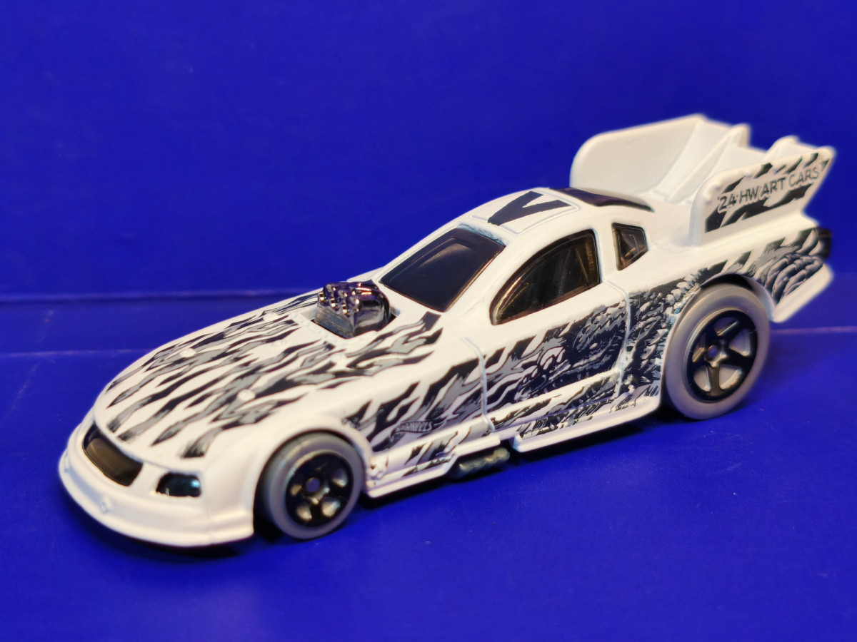 2024 Mustang Funny Car White: Short: Image 2