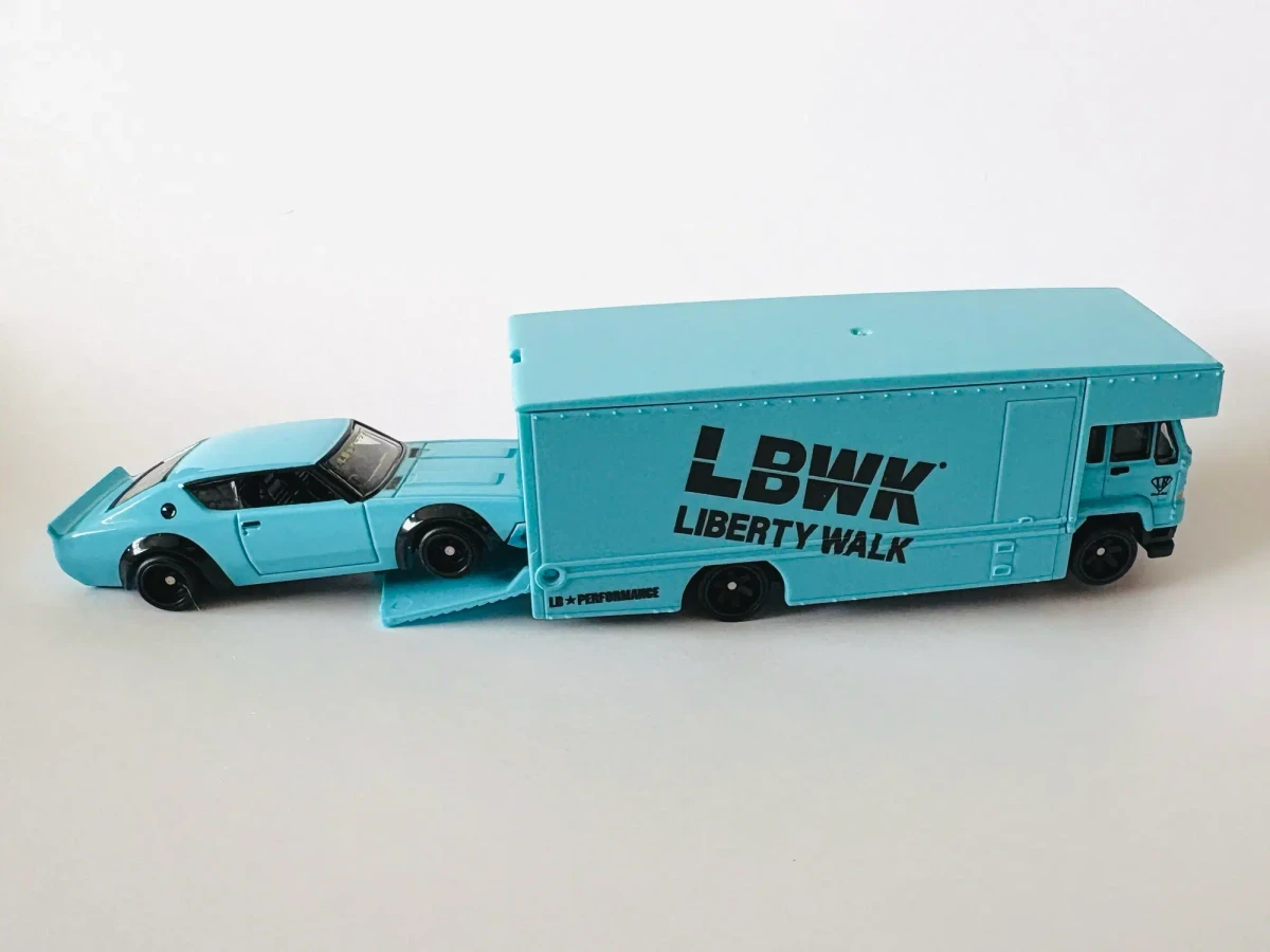 2024 Nissan Skyline 2000GT-R LBWK & Fleet Flyer Blue: No Package: Image 4