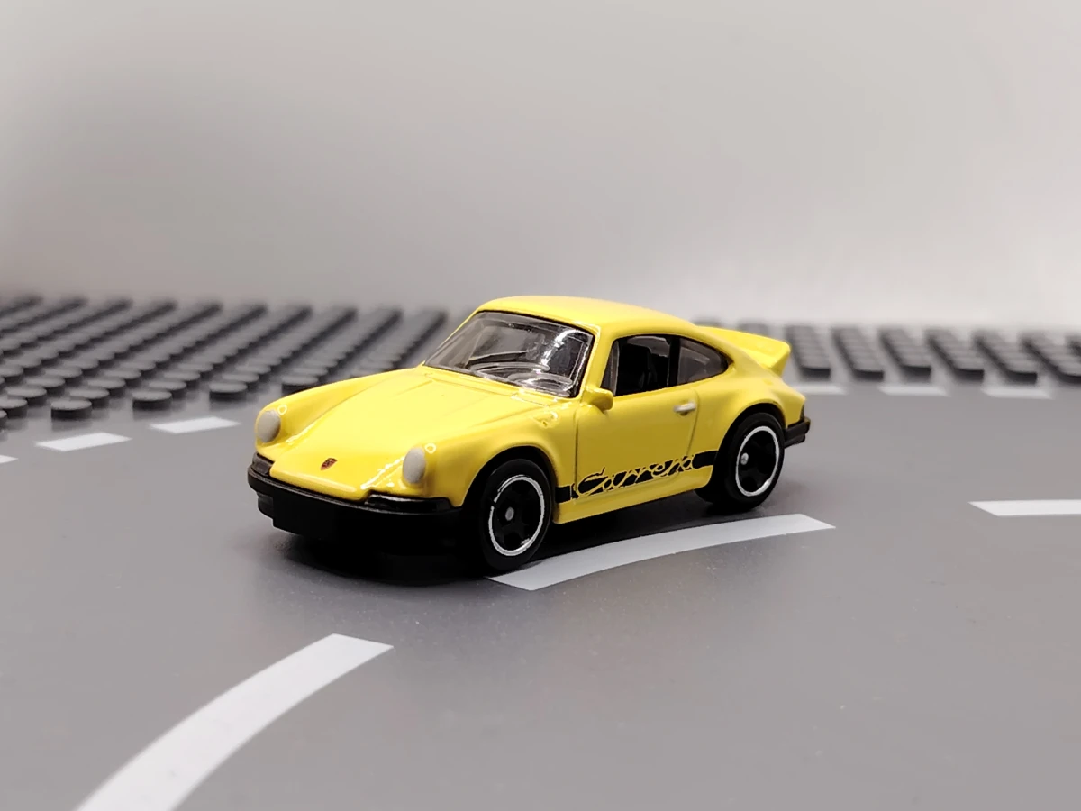 2024 Porsche 911 Carrera RS 2.7 Yellow: No Package: Image 3