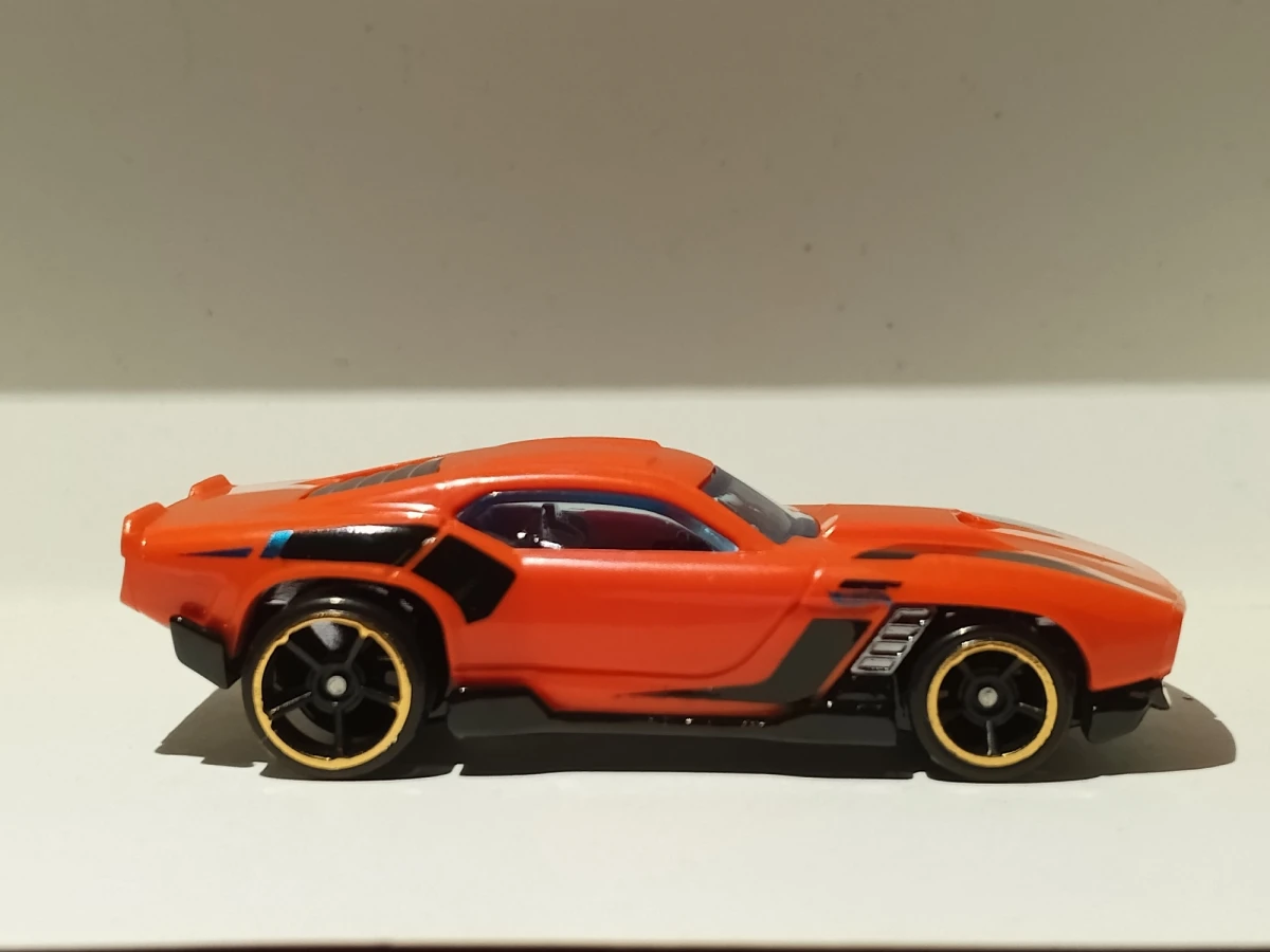 2024 Ravenger S/T Orange: No Package: Image 3