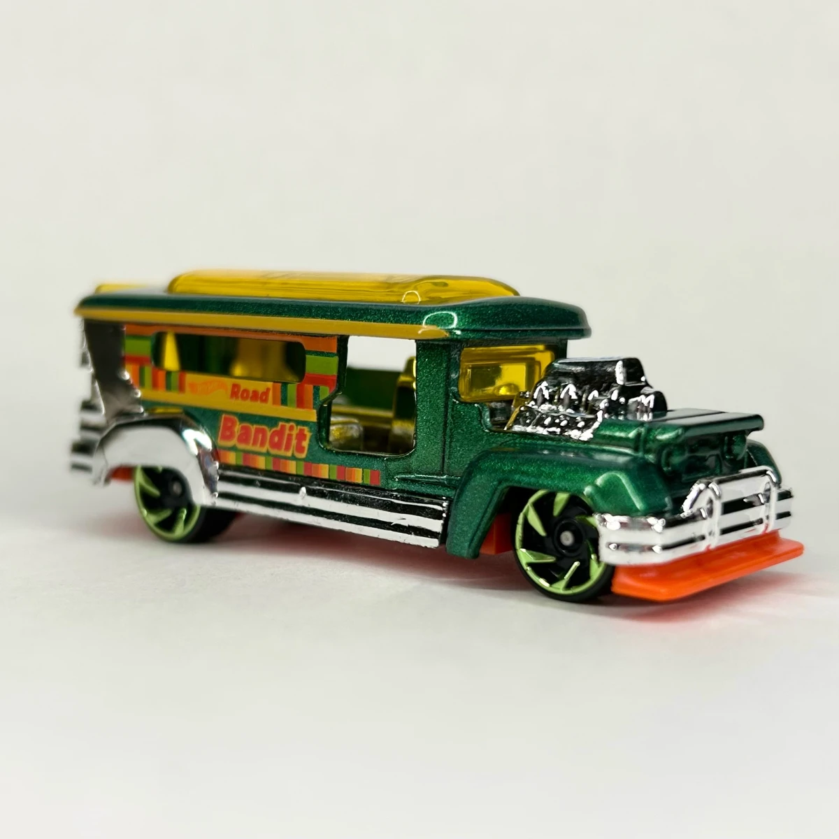 2024 Road Bandit Green: No Package: Image 3