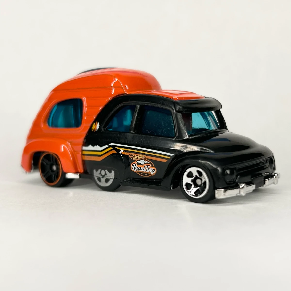2024 RV There Yet Black: No Package: Image 3