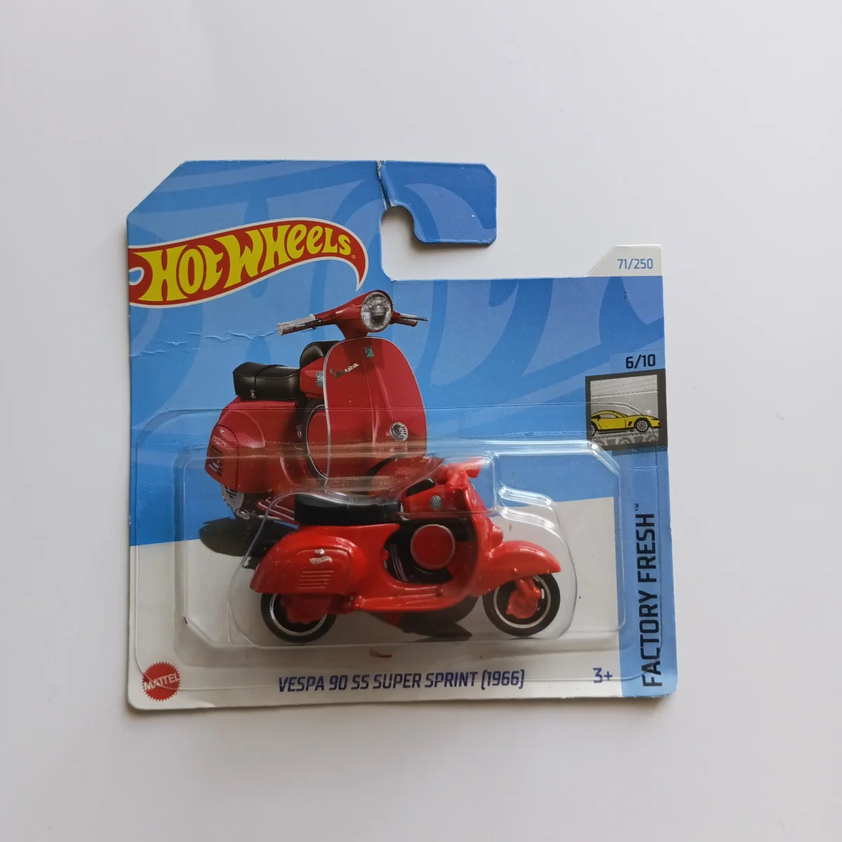 2024 Vespa 90 SS Super Sprint (1966) Red: Short: Image 2