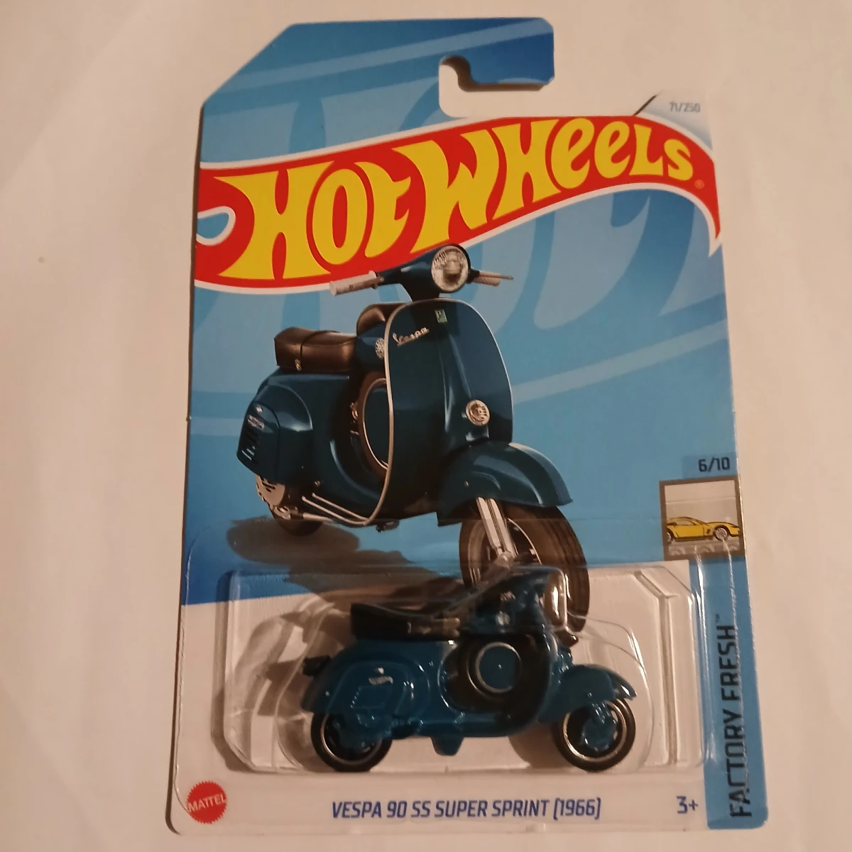2024 Vespa 90 SS Super Sprint (1966) Blue: Long (INT): Image 2