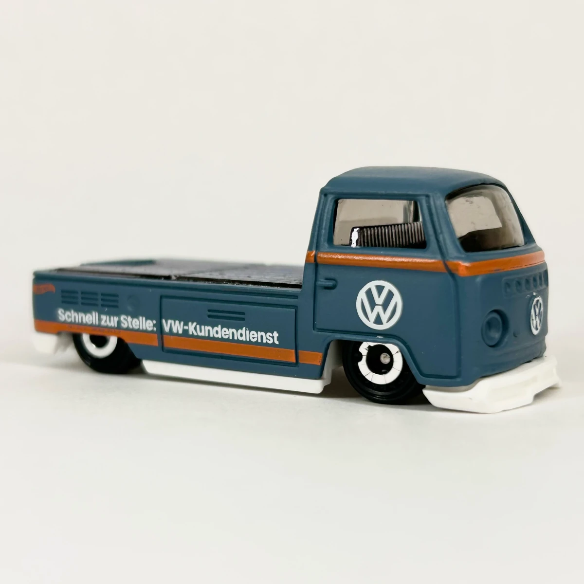 2024 Volkswagen T2 Pickup Grey: No Package: Image 4