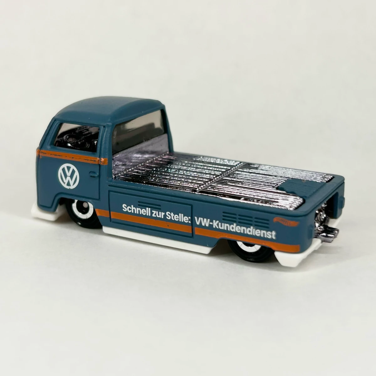 2024 Volkswagen T2 Pickup Grey: No Package: Image 5