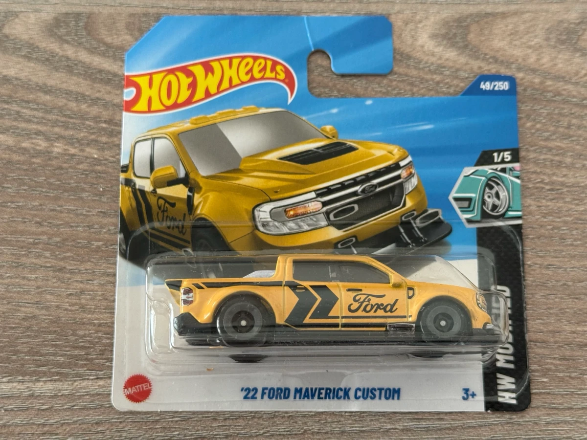 2025 22 Ford Maverick Custom Yellow: Short: Image 2
