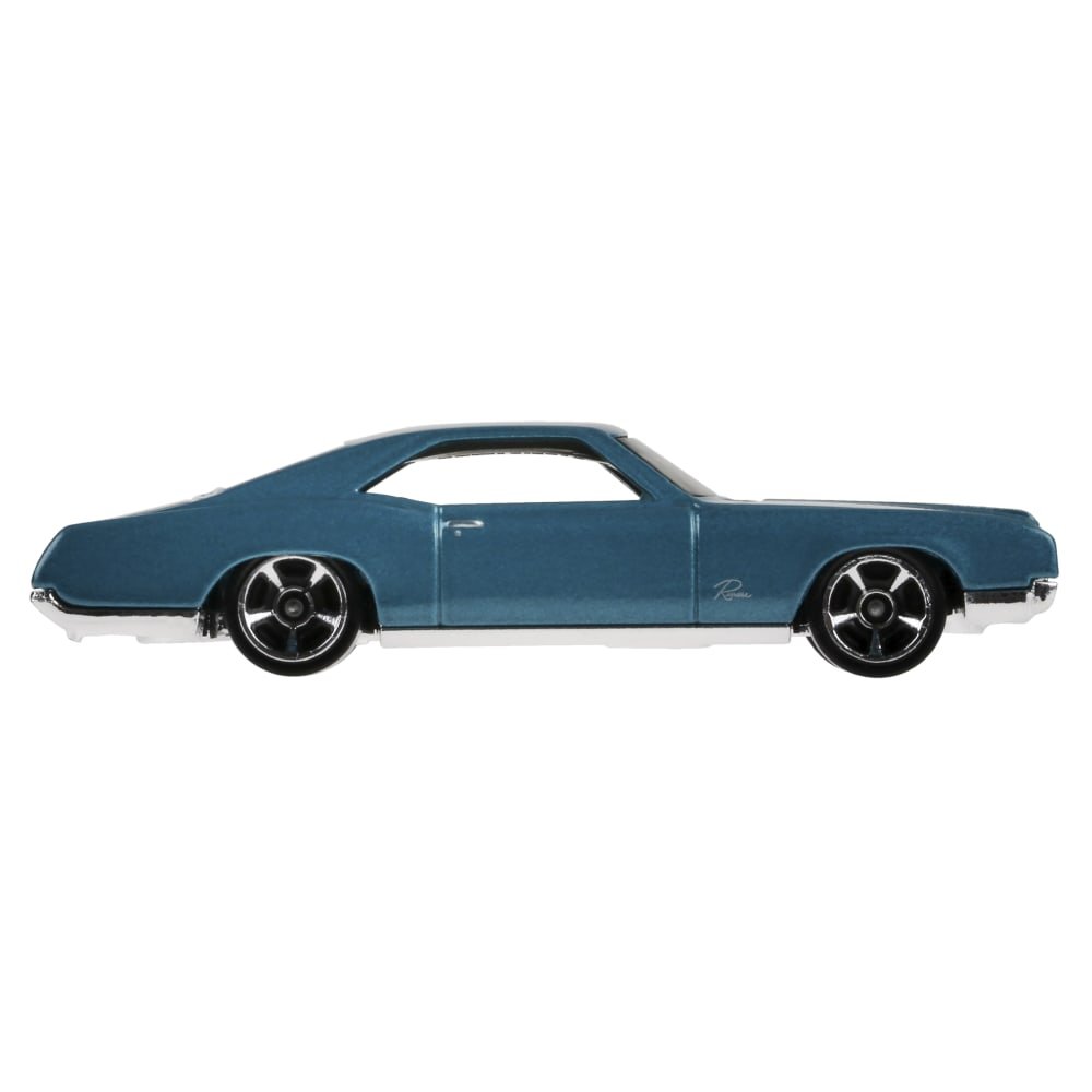 2025 66 Buick Riviera Teal: Image 5
