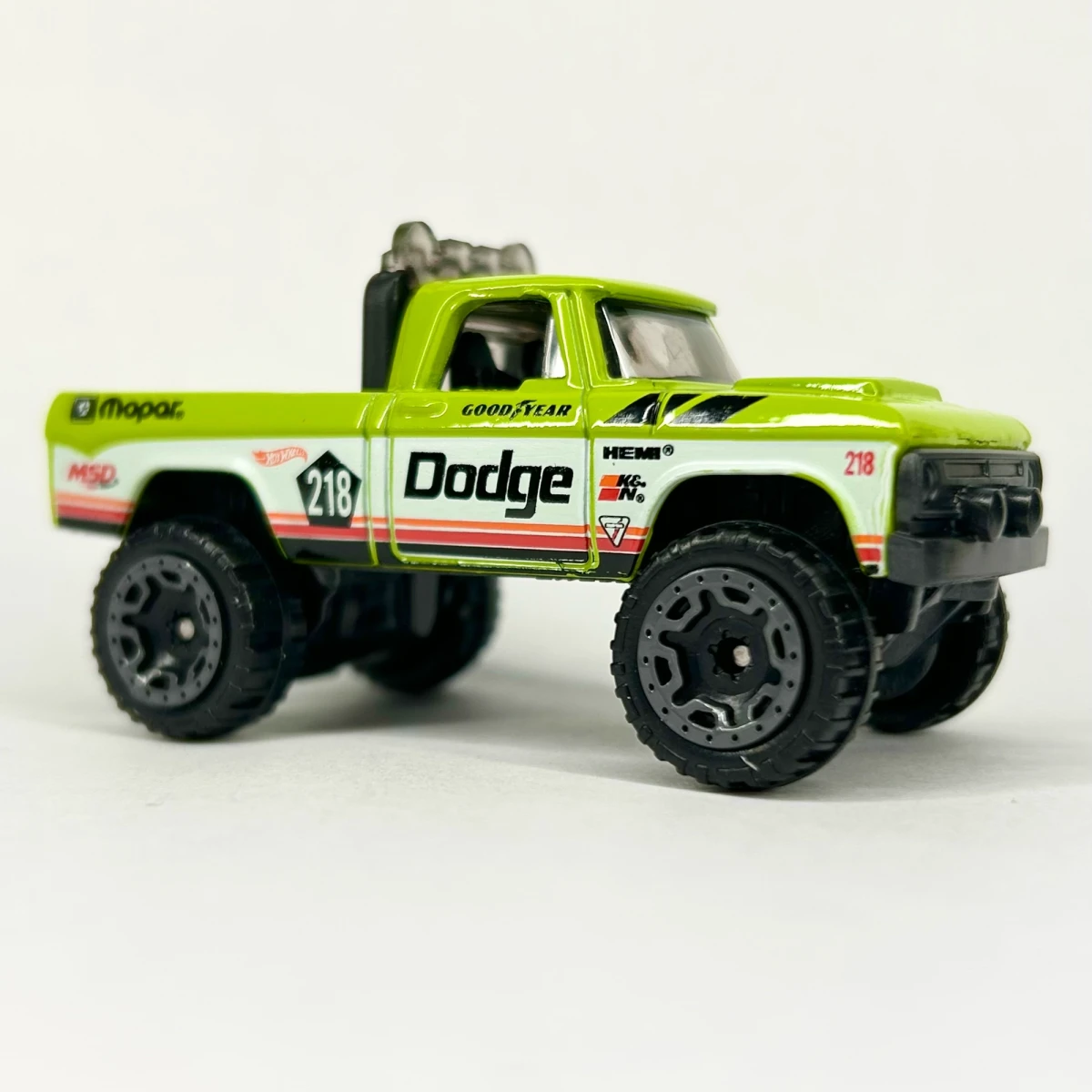 2025 70 Dodge Power Wagon Lime: No Package: Image 3