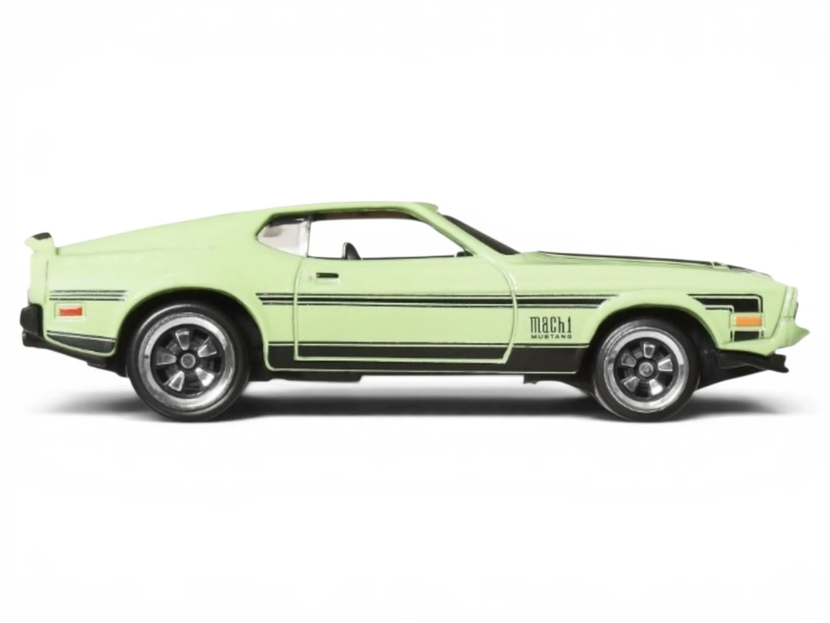 2025 71 Ford Mustang Mach 1 Lime: No Package: Image 2