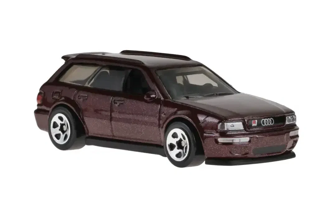 2025 94 Audi Avant RS2 Red: No Package: Image 6