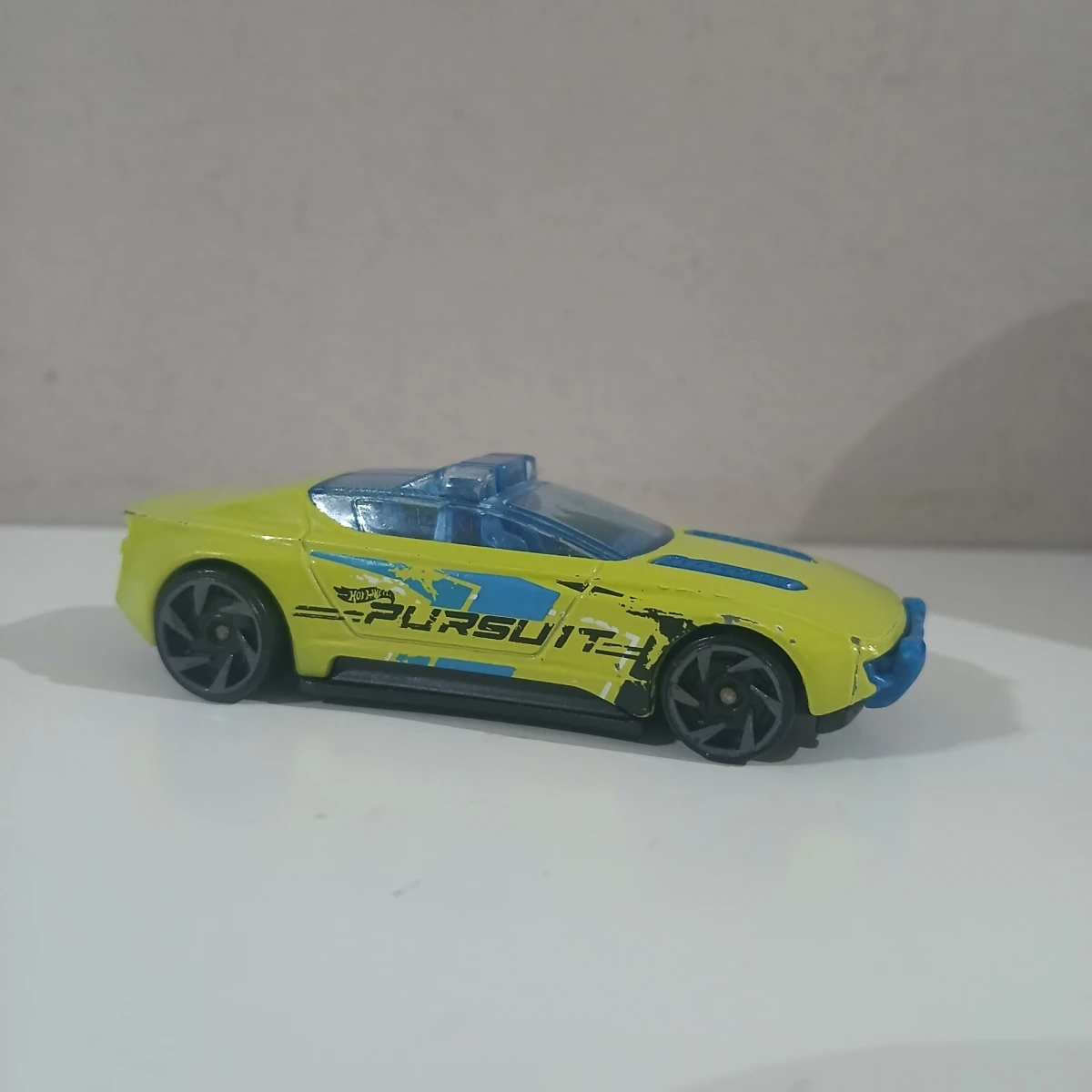 2025 Alpha Pursuit Lime: No Package: Image 2