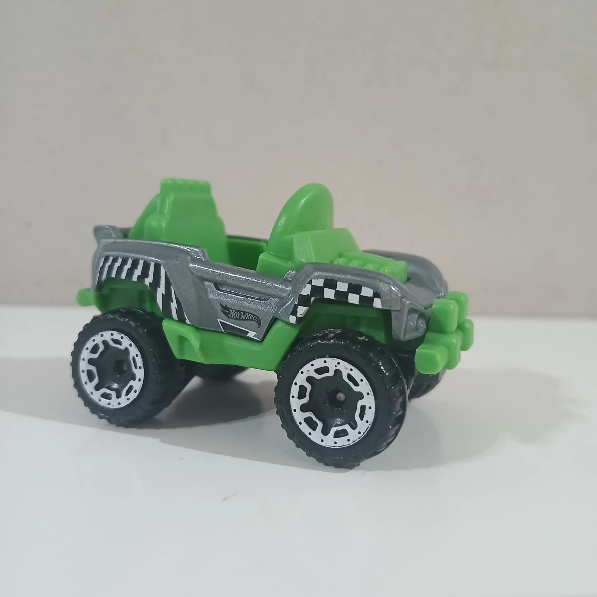 2025 Bogzilla Green: No Package: Image 2