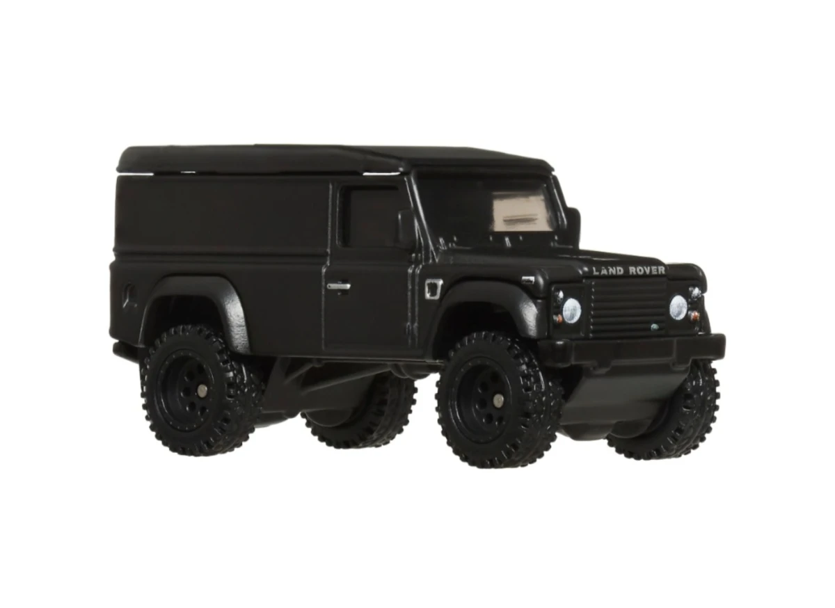 2025 Land Rover Defender 110 Black: Long (US): Image 2